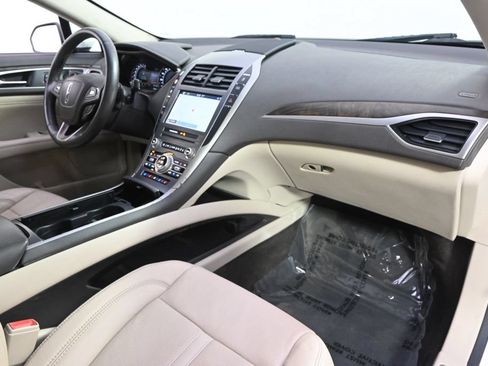 Used 2017 Lincoln MKZ Reserve w/ Climate Package AWD/4WD image 15