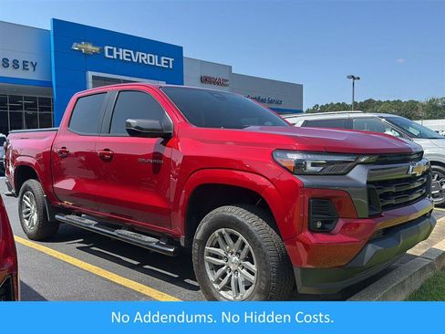 Used 2024 Chevrolet Colorado LT w/ LT Convenience Package III RWD image 1