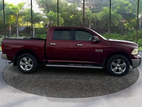 Used 2017 RAM 1500 Big Horn AWD/4WD image 4
