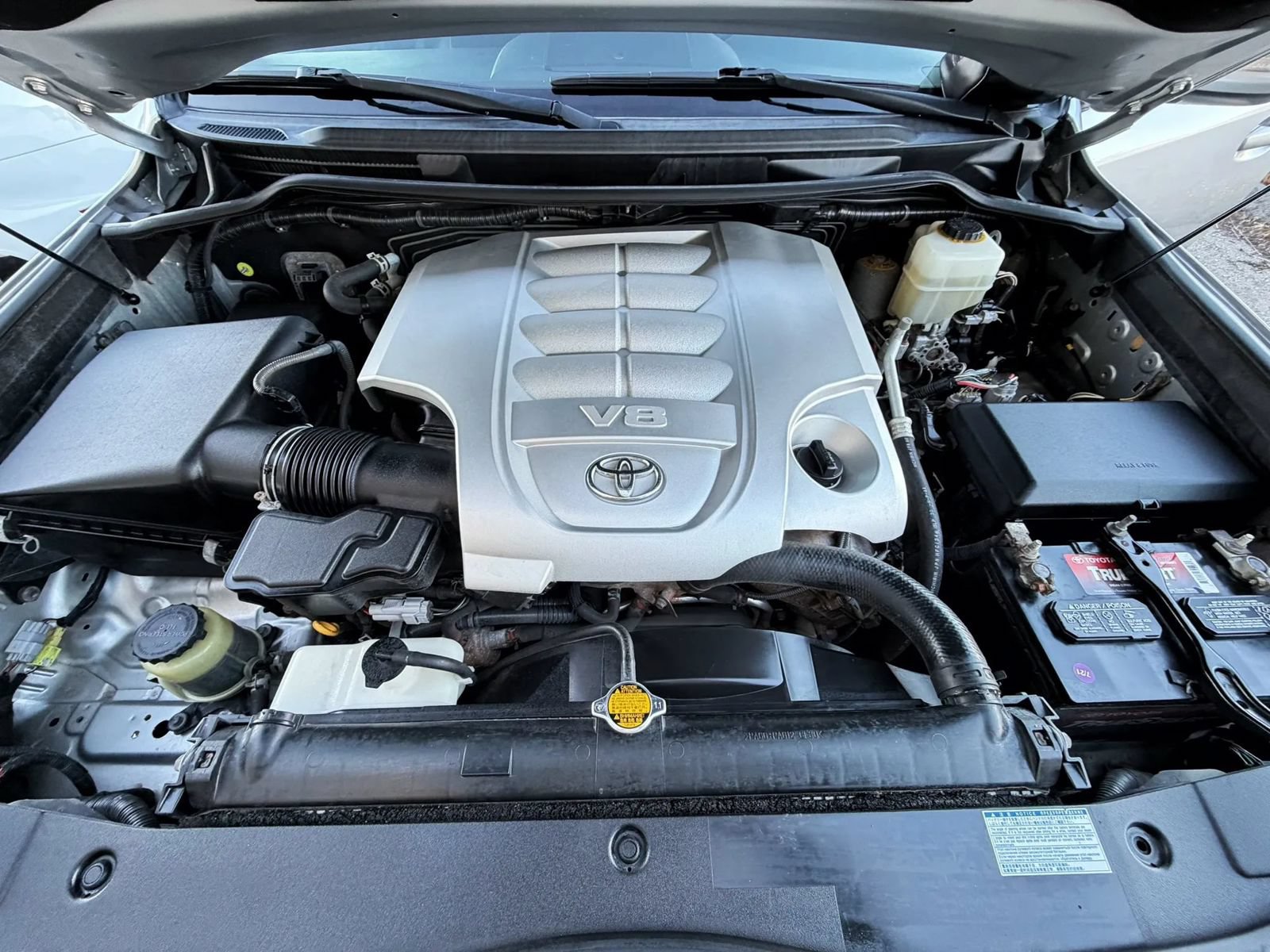Used 2013 Toyota Land Cruiser AWD/4WD image 94