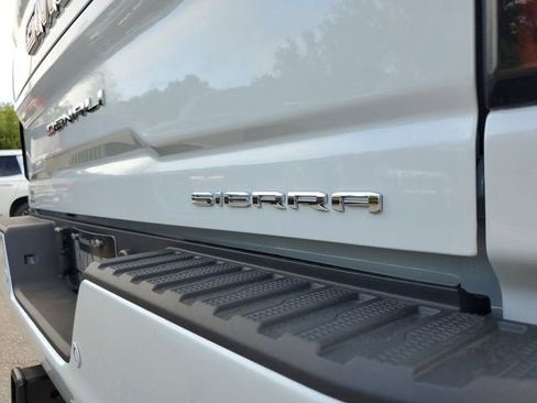 New 2026 GMC Sierra 3500 Denali w/ Denali Reserve Package AWD/4WD image 8