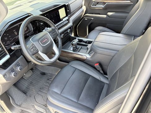 Used 2024 GMC Sierra 1500 Elevation w/ Elevation Premium Package AWD/4WD image 18
