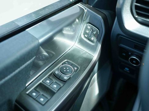 Used 2026 Ford F150 Lariat AWD/4WD image 26