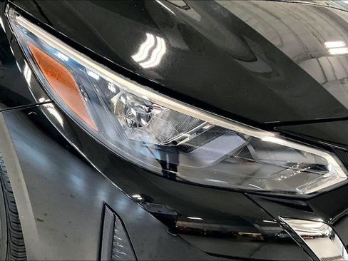 Certified 2024 Nissan Sentra SV image 27