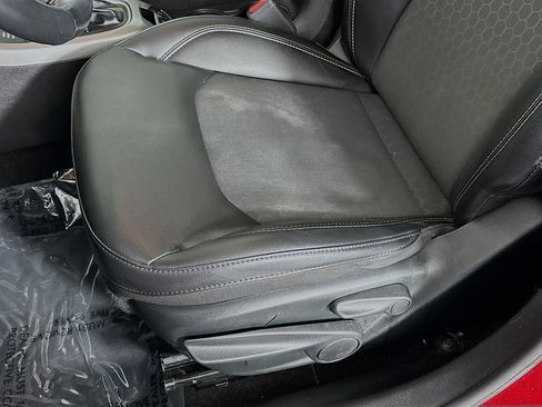 Certified 2019 Jeep Compass Latitude w/ Cold Weather Group image 25