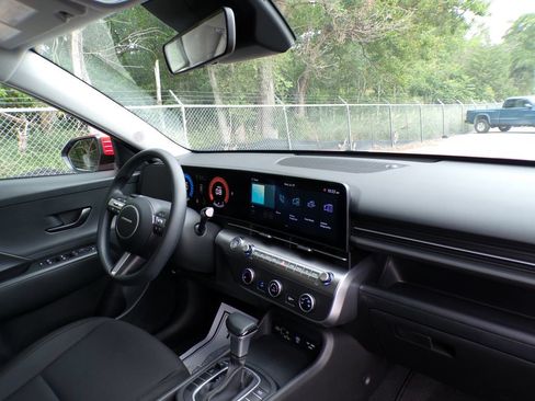 Certified 2026 Hyundai Kona SE AWD/4WD image 12