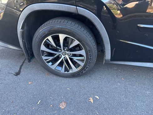 Used 2021 Lexus RX 350L Premium w/ Premium Package image 3