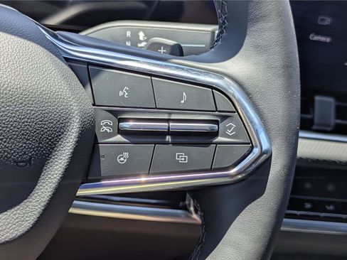 New 2026 Chevrolet Equinox LT w/ Convenience Package II FWD image 33