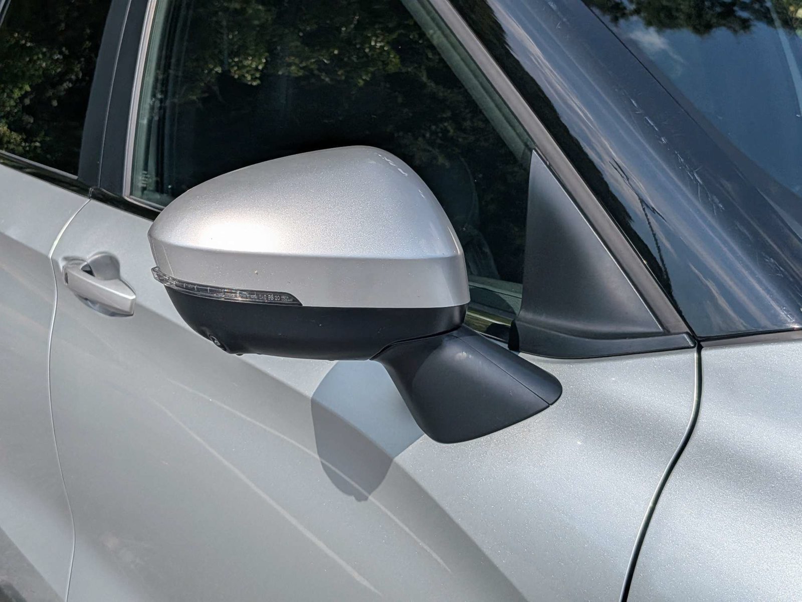 Used 2025 Mitsubishi Outlander SE FWD image 11