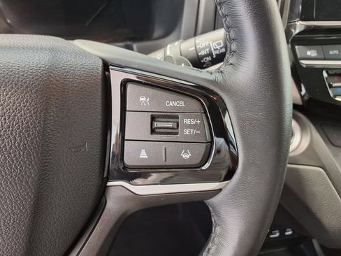 Used 2025 Honda Odyssey EX-L image 9