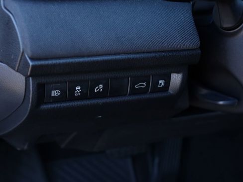 Used 2025 Toyota Camry LE image 19