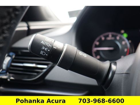 Certified 2025 Acura RDX SH-AWD image 10