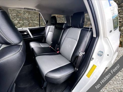 Used 2016 Toyota 4Runner SR5 Premium AWD/4WD image 21