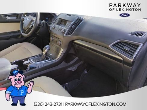 Used 2016 Ford Edge SE FWD image 33