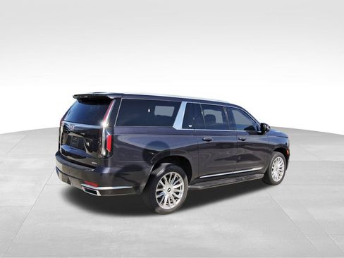 Used 2022 Cadillac Escalade ESV Premium Luxury image 4