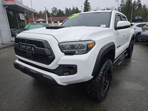 Certified 2023 Toyota Tacoma TRD Pro image 3