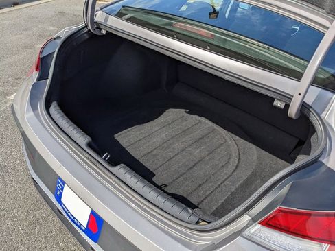 Used 2024 Hyundai Elantra SEL image 41