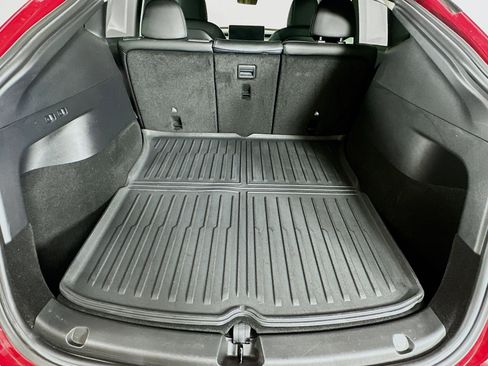 Used 2022 Tesla Model Y Long Range image 26