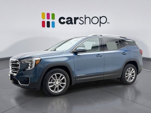 Used 2024 GMC Terrain SLT w/ Infotainment Package II AWD/4WD image 1