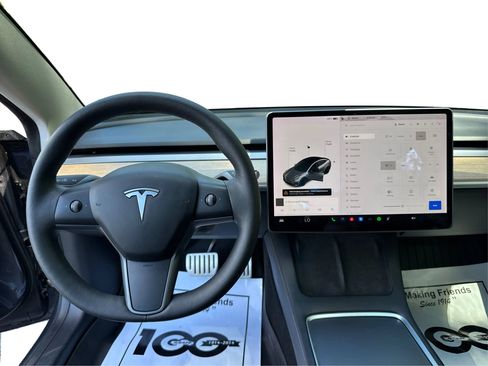 Used 2021 Tesla Model 3 Performance image 26