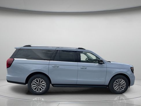 New 2026 Ford Expedition Max Platinum AWD/4WD image 2