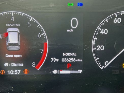 Used 2023 Honda CR-V LX image 12