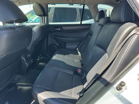 Used 2019 Subaru Outback 2.5i Limited w/ Popular Package #2 AWD/4WD image 7