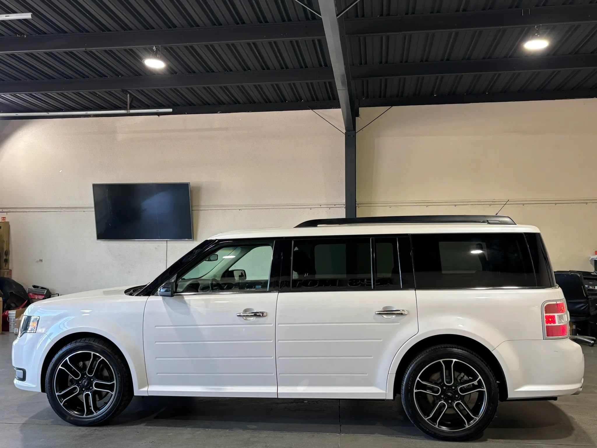 Used 2015 Ford Flex SEL w/ Equipment Group 202A AWD/4WD image 5