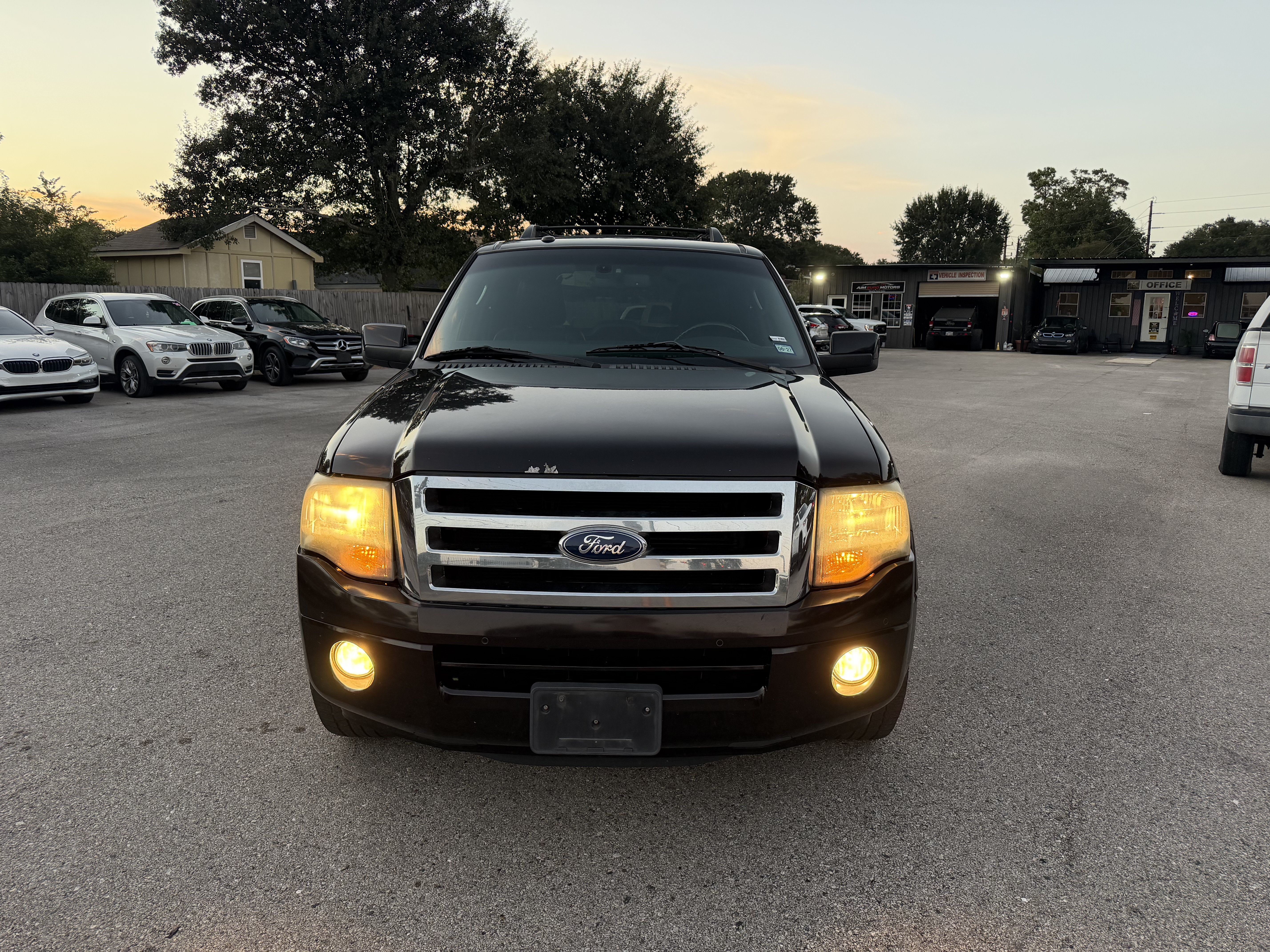 Used 2013 Ford Expedition Limited RWD image 4