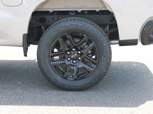 New 2026 Chevrolet Silverado 1500 Custom Trail Boss AWD/4WD image 17