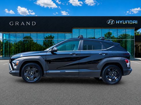 Used 2026 Hyundai Kona SEL Sport FWD image 3