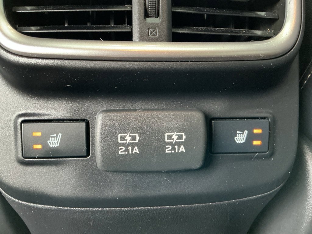 Certified 2022 Subaru Outback Limited AWD/4WD image 37