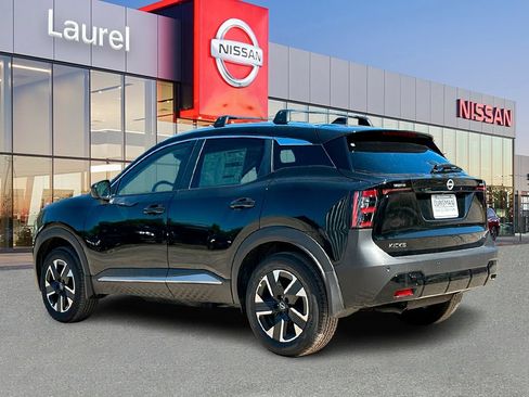 New 2026 Nissan Kicks SV w/ SV Premium Package AWD/4WD image 3