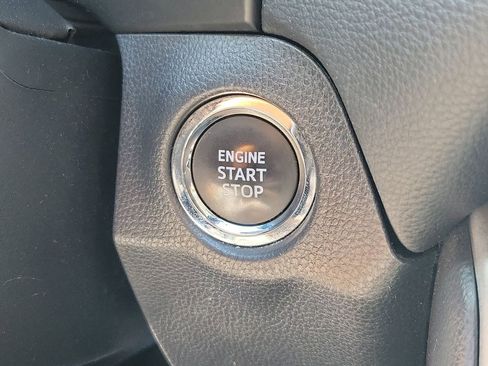 Used 2024 Toyota RAV4 XLE FWD image 29