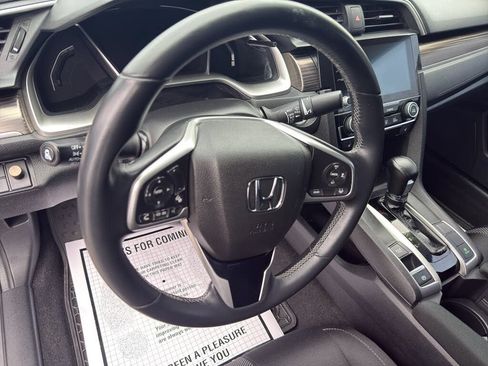 Used 2019 Honda Civic EX image 4