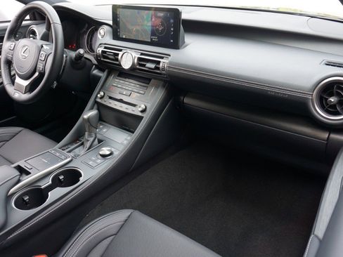 Certified 2025 Lexus RC 350 F Sport image 27