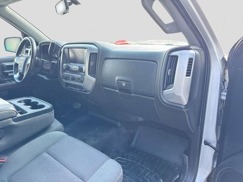 Used 2015 GMC Sierra 1500 SLE w/ SLE Value Package AWD/4WD image 8
