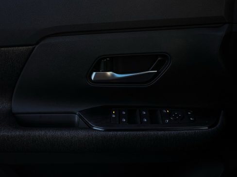 New 2026 Nissan Kicks SV image 24