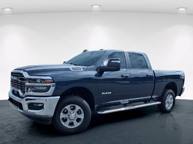 Used 2026 RAM 2500 Big Horn AWD/4WD image 2