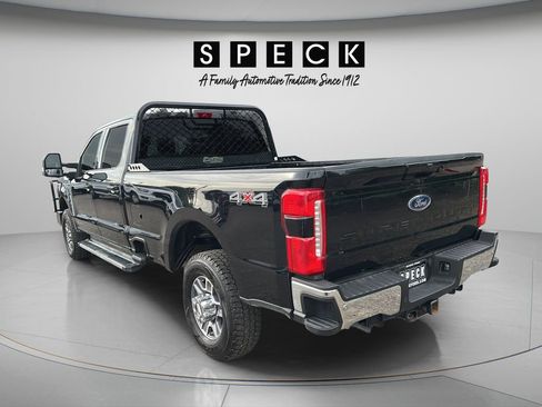 Used 2024 Ford F350 Lariat AWD/4WD image 3