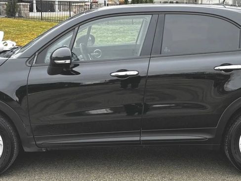 Used 2017 FIAT 500X Pop w/ Pop Popular Equipment Package image 2