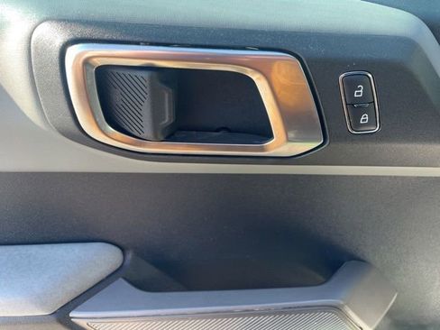 Used 2023 Ford Bronco Badlands AWD/4WD image 13