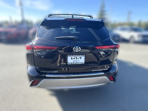 Used 2020 Toyota Highlander Platinum AWD/4WD image 7