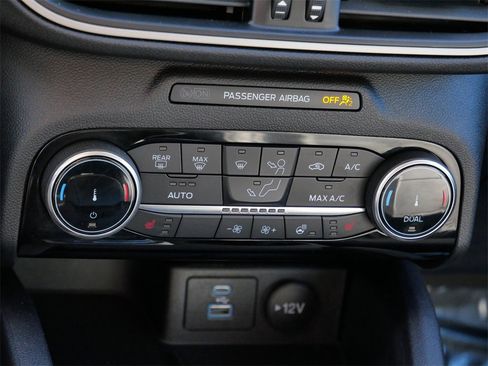 Certified 2022 Ford Escape SEL w/ Technology Package image 20