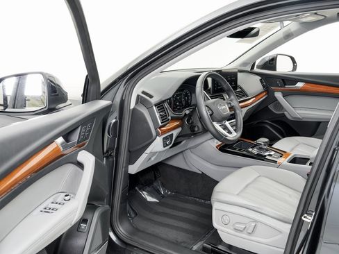 Used 2021 Audi Q5 2.0T Premium Plus image 7