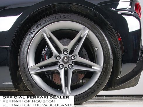 Used 2021 Ferrari SF90 Stradale image 20