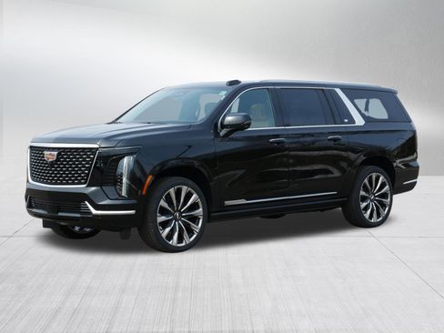 Used 2026 Cadillac Escalade ESV Luxury w/ Touring Package AWD/4WD image 3