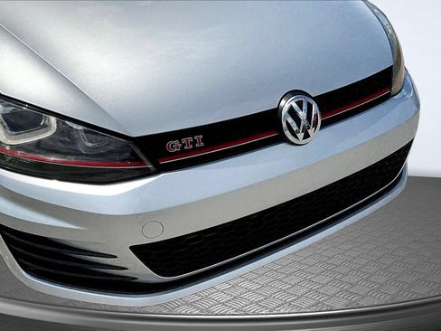 Used 2017 Volkswagen GTI Sport FWD image 29