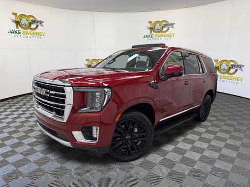 Used 2023 GMC Yukon SLT w/ SLT Premium Package AWD/4WD image 4