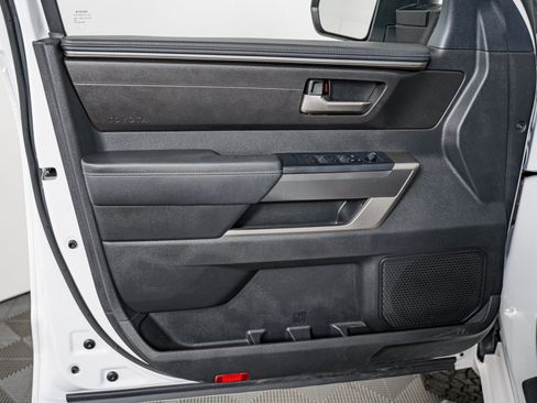 Used 2025 Toyota Tundra SR5 AWD/4WD image 21